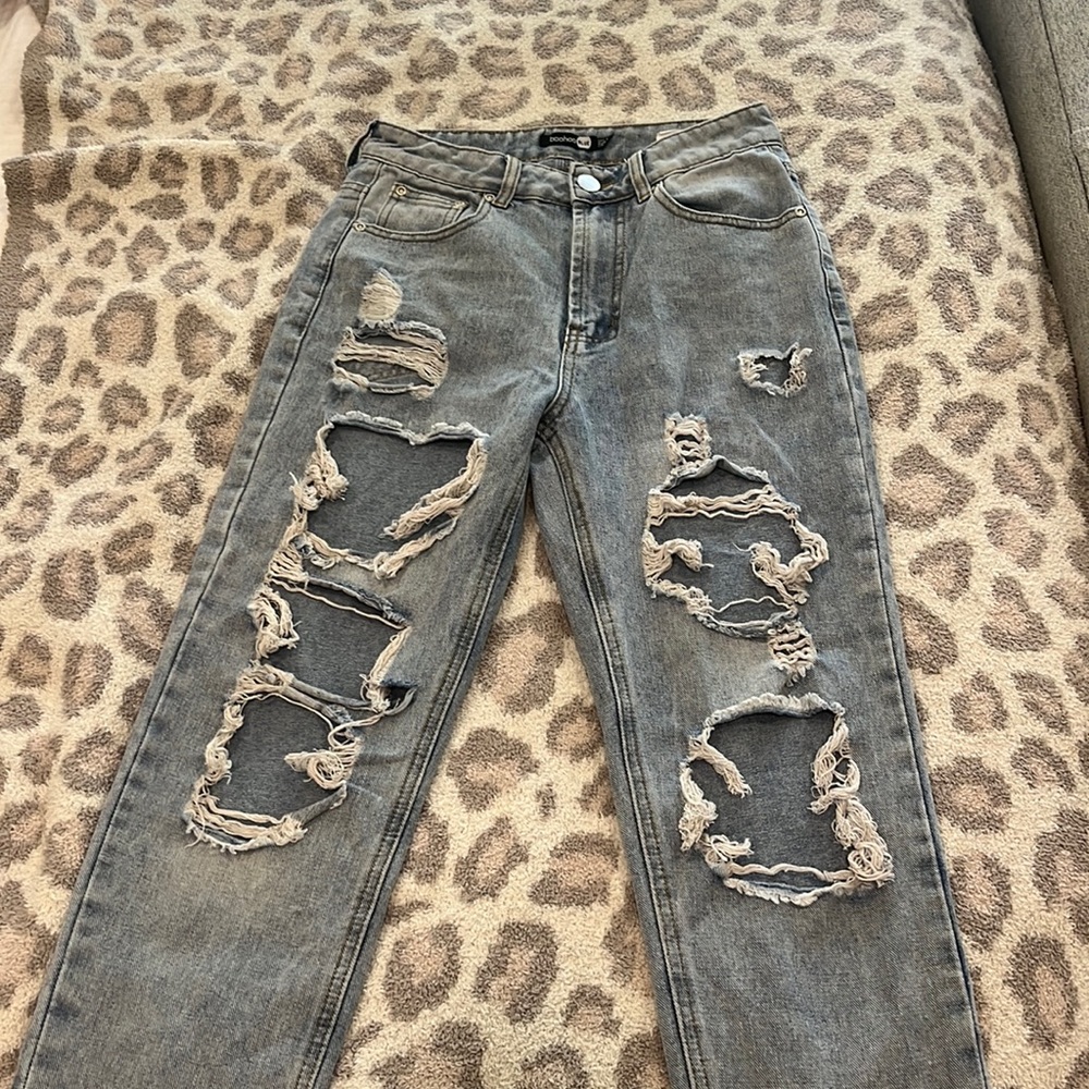 Boohoo torn denim jeans